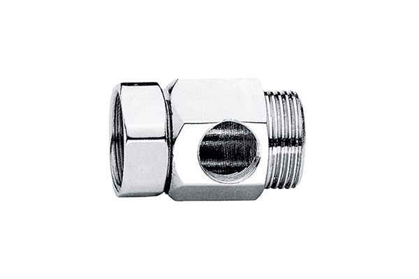 HOSE PIPE CONNECTOR WITH HOLE AND SWIVEL NUT